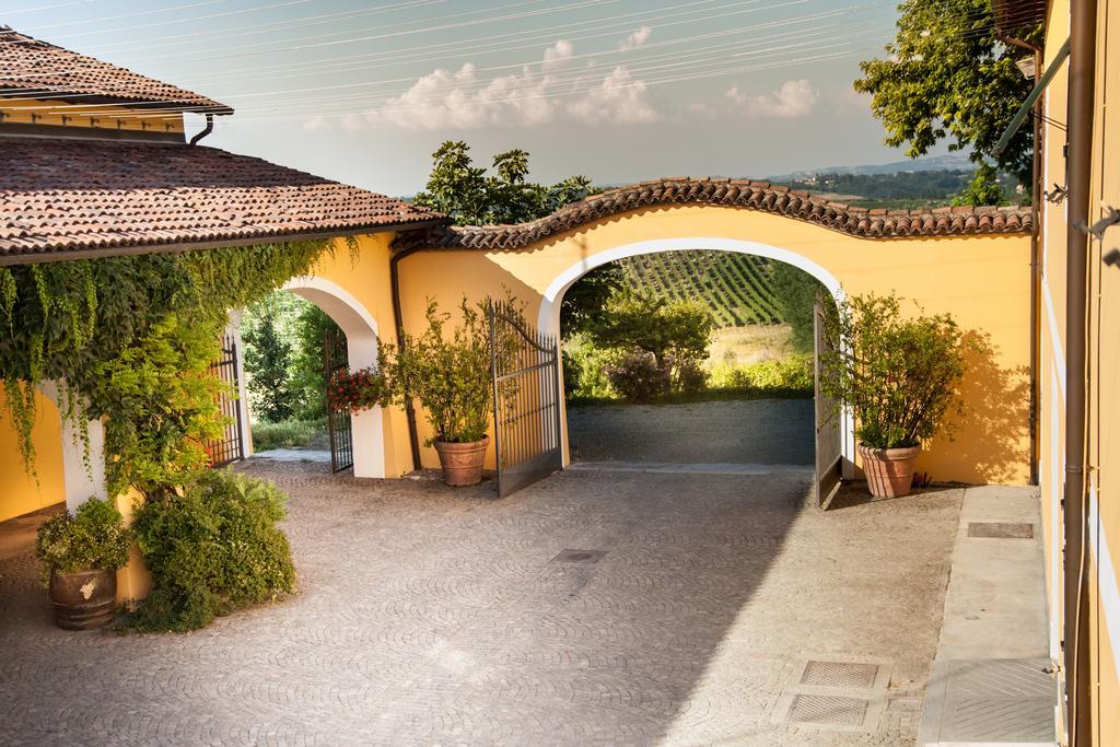 Tenuta La Meirana Gavi Bagian luar foto