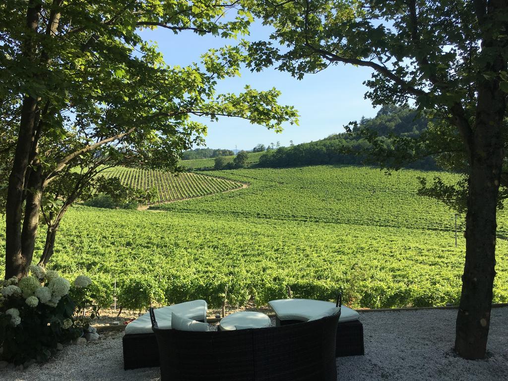Tenuta La Meirana Gavi Bagian luar foto