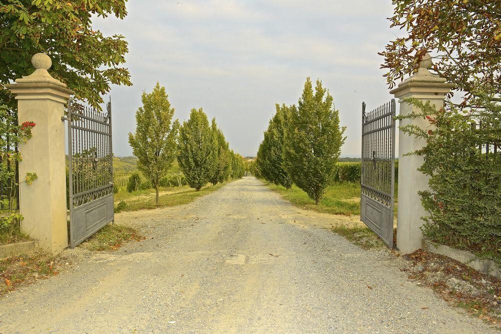 Tenuta La Meirana Gavi Bagian luar foto
